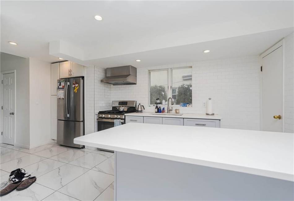 1756 23rd Street, Brooklyn, New York 11229, 5 Bedrooms Bedrooms, ,3 BathroomsBathrooms,Residential,For Sale,23rd,489554