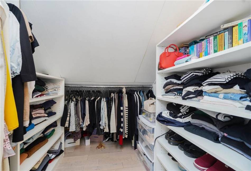 1756 23rd Street, Brooklyn, New York 11229, 5 Bedrooms Bedrooms, ,3 BathroomsBathrooms,Residential,For Sale,23rd,489554