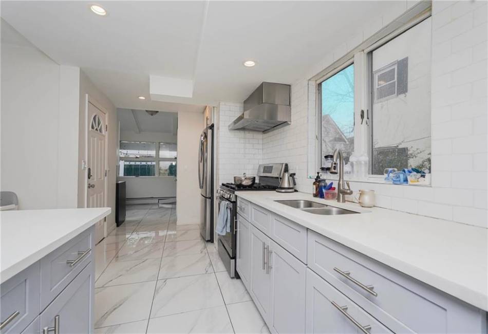 1756 23rd Street, Brooklyn, New York 11229, 5 Bedrooms Bedrooms, ,3 BathroomsBathrooms,Residential,For Sale,23rd,489554