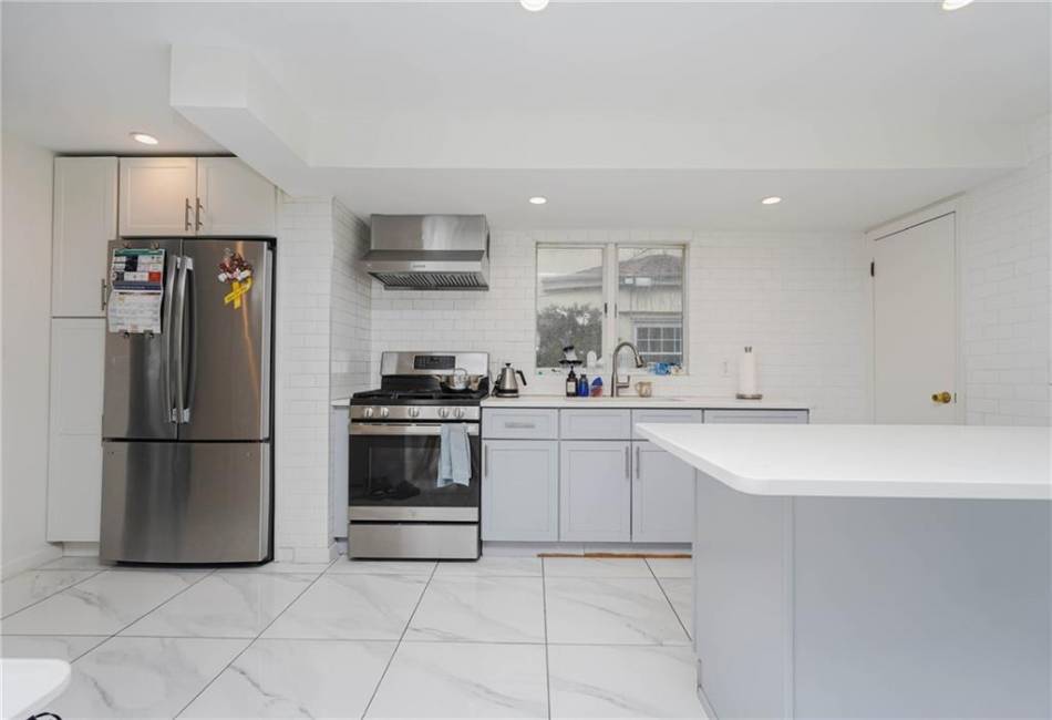 1756 23rd Street, Brooklyn, New York 11229, 5 Bedrooms Bedrooms, ,3 BathroomsBathrooms,Residential,For Sale,23rd,489554