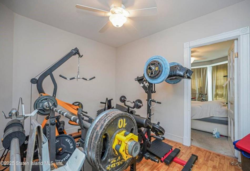 31 Seeley Street, Brooklyn, New York 11218, 7 Bedrooms Bedrooms, ,3 BathroomsBathrooms,Residential,For Sale,Seeley,489737