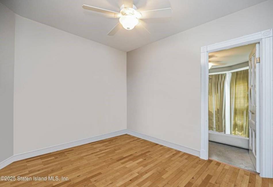 31 Seeley Street, Brooklyn, New York 11218, 7 Bedrooms Bedrooms, ,3 BathroomsBathrooms,Residential,For Sale,Seeley,489737