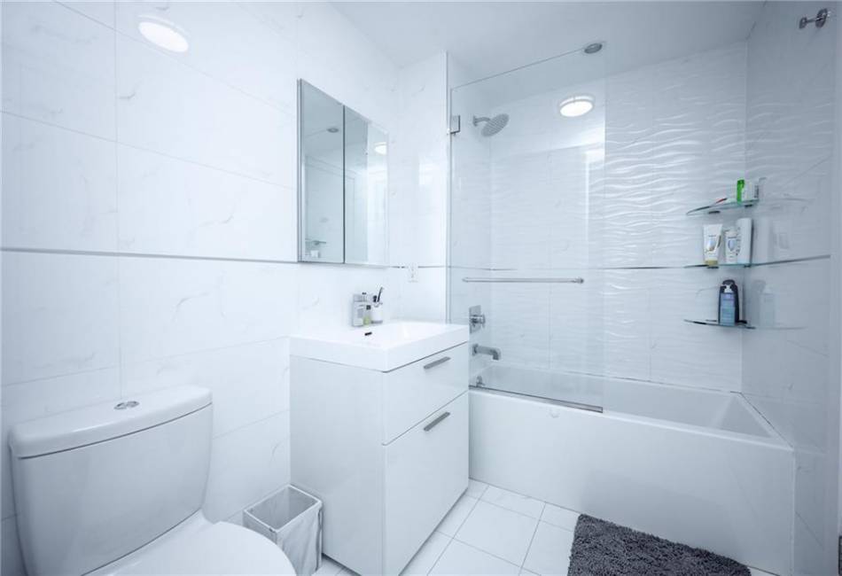 1809 Emmons Street, Brooklyn, New York 11235, 1 Bedroom Bedrooms, ,1 BathroomBathrooms,Residential,For Sale,Emmons,489721