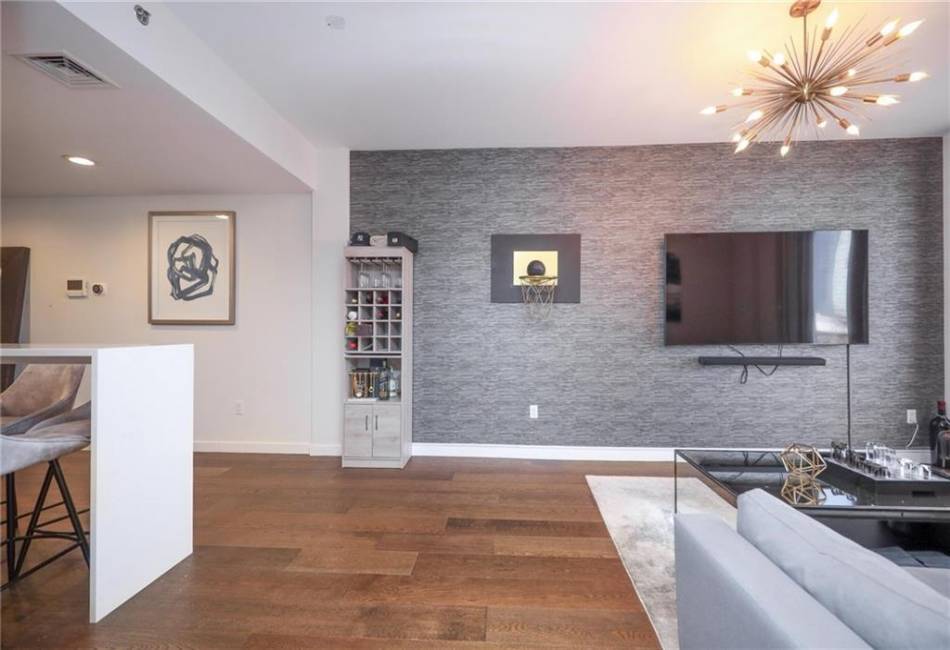 1809 Emmons Street, Brooklyn, New York 11235, 1 Bedroom Bedrooms, ,1 BathroomBathrooms,Residential,For Sale,Emmons,489721
