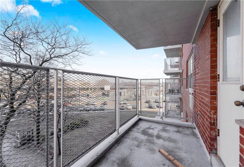2475 16th Street, Brooklyn, New York 11214, 1 Bedroom Bedrooms, ,1 BathroomBathrooms,Residential,For Sale,16th,489766