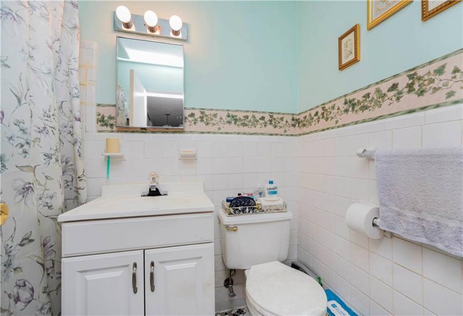 2475 16th Street, Brooklyn, New York 11214, 1 Bedroom Bedrooms, ,1 BathroomBathrooms,Residential,For Sale,16th,489766
