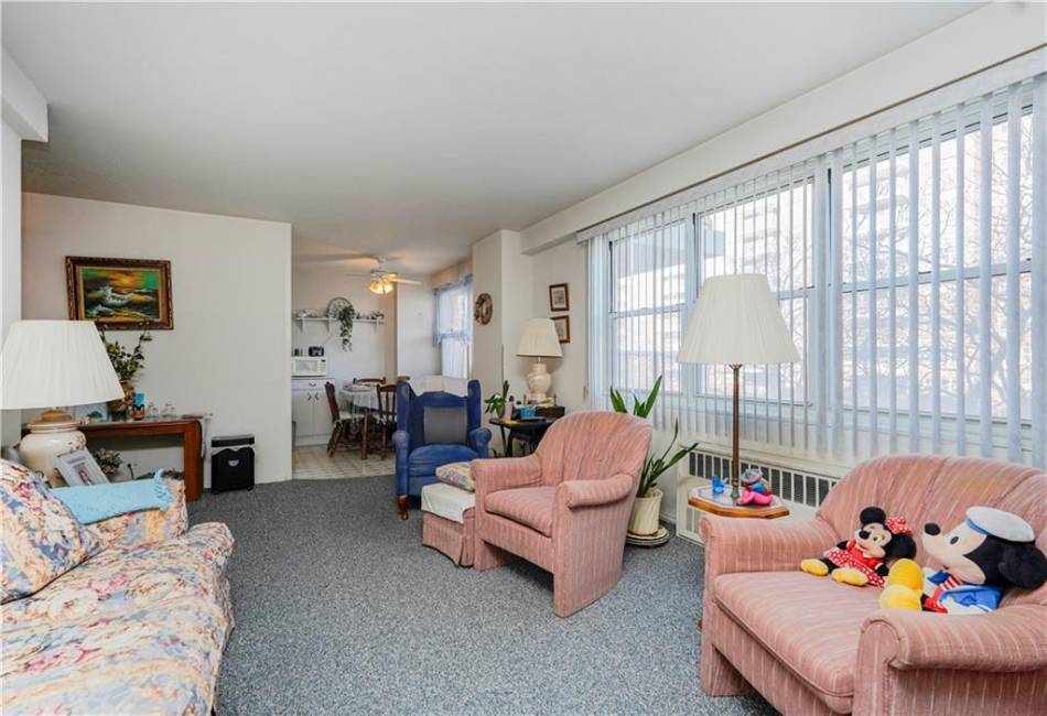 2475 16th Street, Brooklyn, New York 11214, 1 Bedroom Bedrooms, ,1 BathroomBathrooms,Residential,For Sale,16th,489766