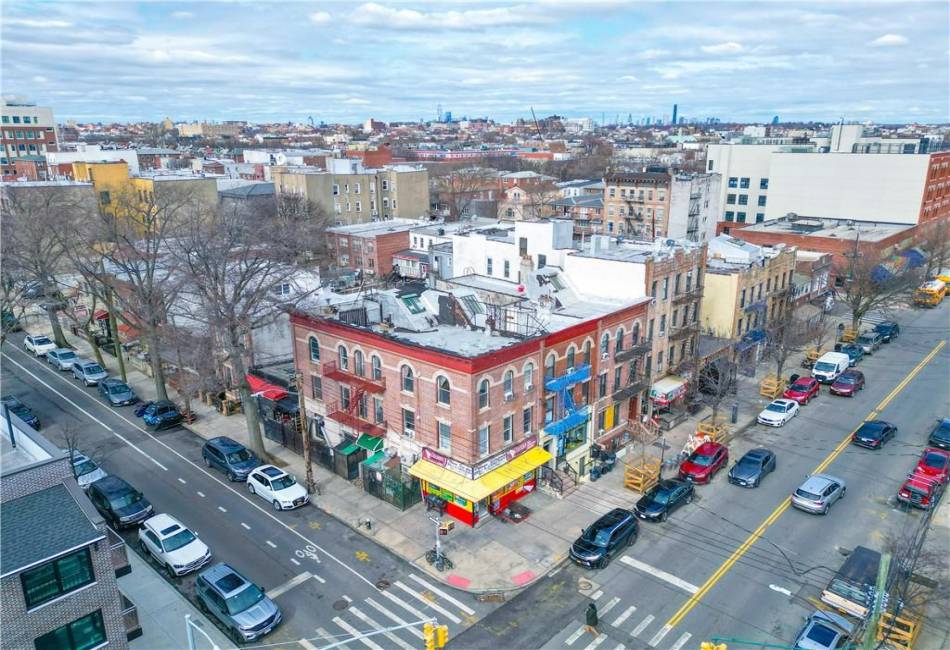 6324 14th Avenue, Brooklyn, New York 11219, ,Mixed Use,For Sale,14th,489775
