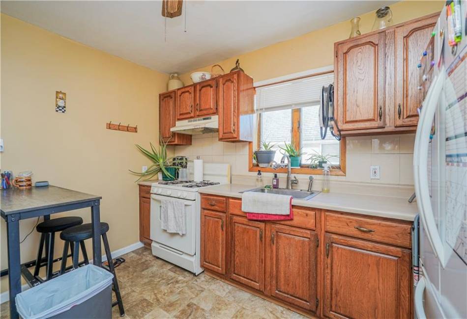 198 Bay 11th Street, Brooklyn, New York 11228, ,Residential,For Sale,Bay 11th,489779