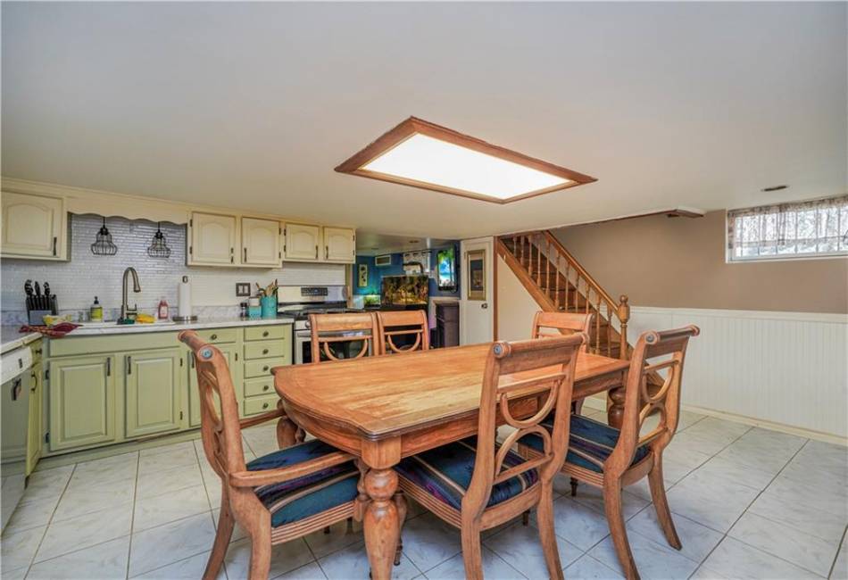 198 Bay 11th Street, Brooklyn, New York 11228, ,Residential,For Sale,Bay 11th,489779