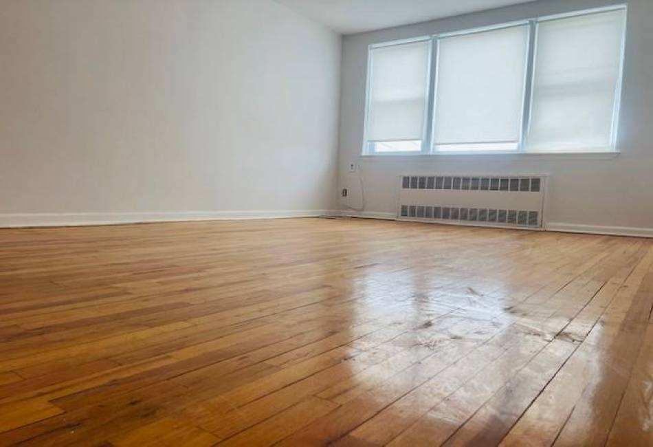 7005 15th Avenue, Brooklyn, New York 11228, 4 Bedrooms Bedrooms, ,1 BathroomBathrooms,Rental,For Sale,15th,489785