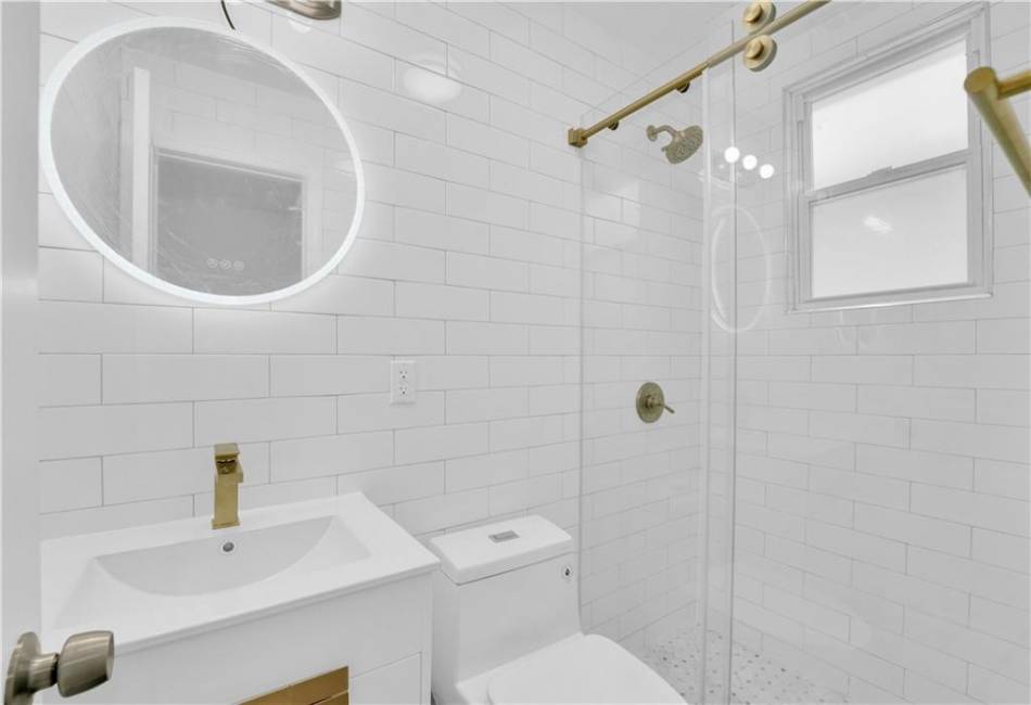 196 Brighton 10th Street, Brooklyn, New York 11235, 4 Bedrooms Bedrooms, ,3 BathroomsBathrooms,Residential,For Sale,Brighton 10th,489795