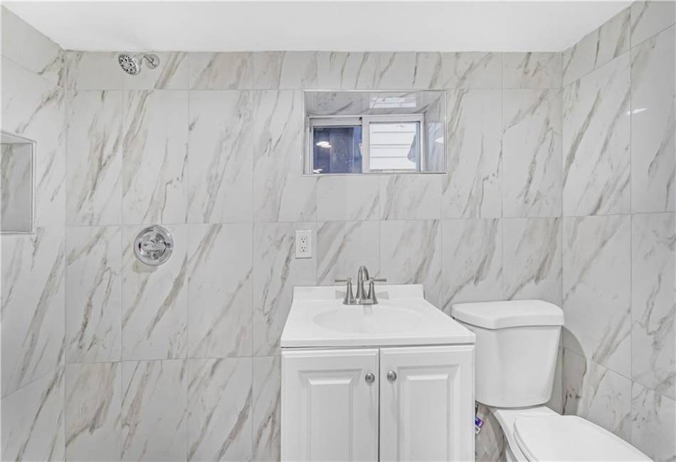 200 Brighton 10th Street, Brooklyn, New York 11235, 4 Bedrooms Bedrooms, ,3 BathroomsBathrooms,Residential,For Sale,Brighton 10th,489797