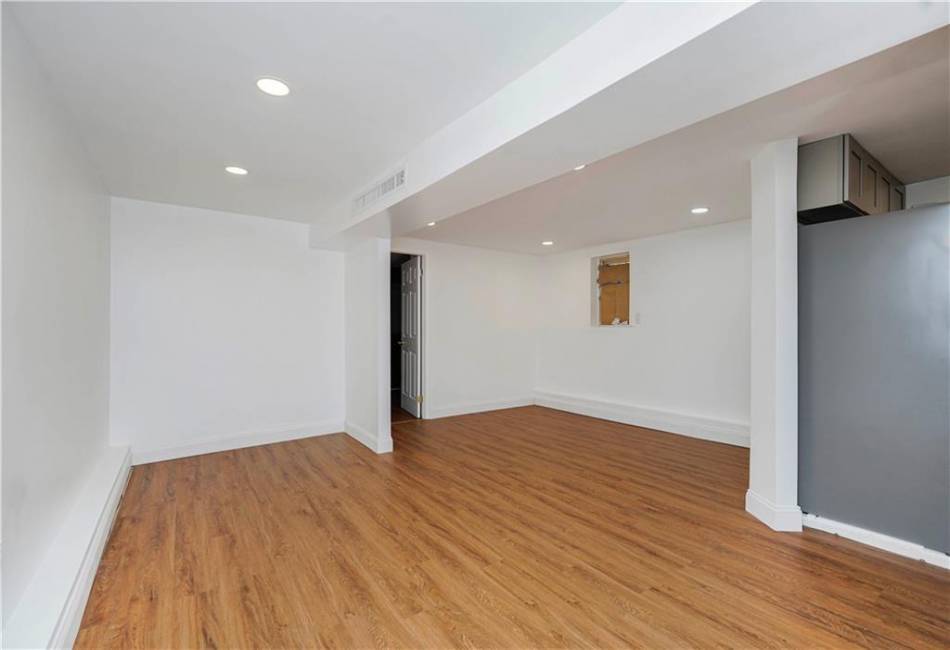 1963 27th Street, Brooklyn, New York 11229, 4 Bedrooms Bedrooms, ,3 BathroomsBathrooms,Residential,For Sale,27th,489800