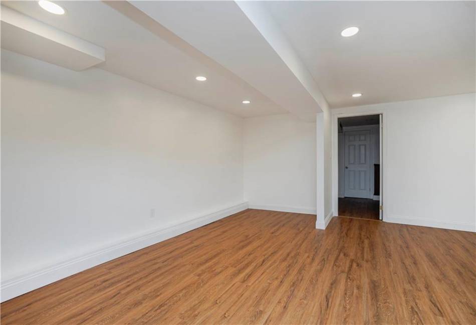 1963 27th Street, Brooklyn, New York 11229, 4 Bedrooms Bedrooms, ,3 BathroomsBathrooms,Residential,For Sale,27th,489800