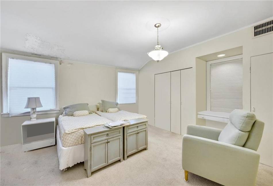 2114 Avenue N, Brooklyn, New York 11210, 4 Bedrooms Bedrooms, ,5 BathroomsBathrooms,Residential,For Sale,Avenue N,489805