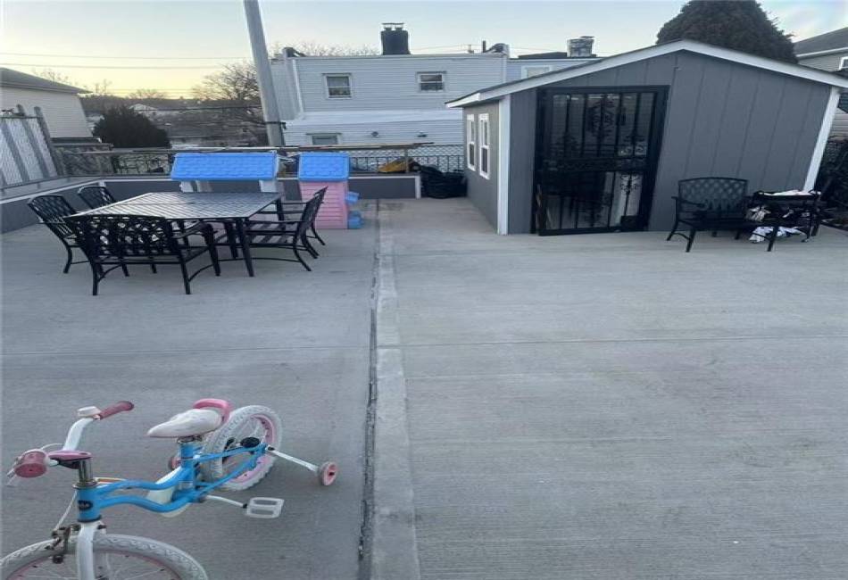 295 Clifton Street, Staten Island, New York 10305, 4 Bedrooms Bedrooms, ,2 BathroomsBathrooms,Residential,For Sale,Clifton,489787