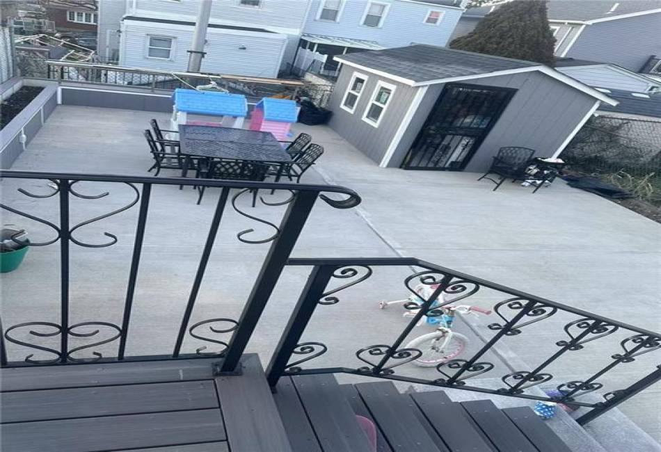 295 Clifton Street, Staten Island, New York 10305, 4 Bedrooms Bedrooms, ,2 BathroomsBathrooms,Residential,For Sale,Clifton,489787