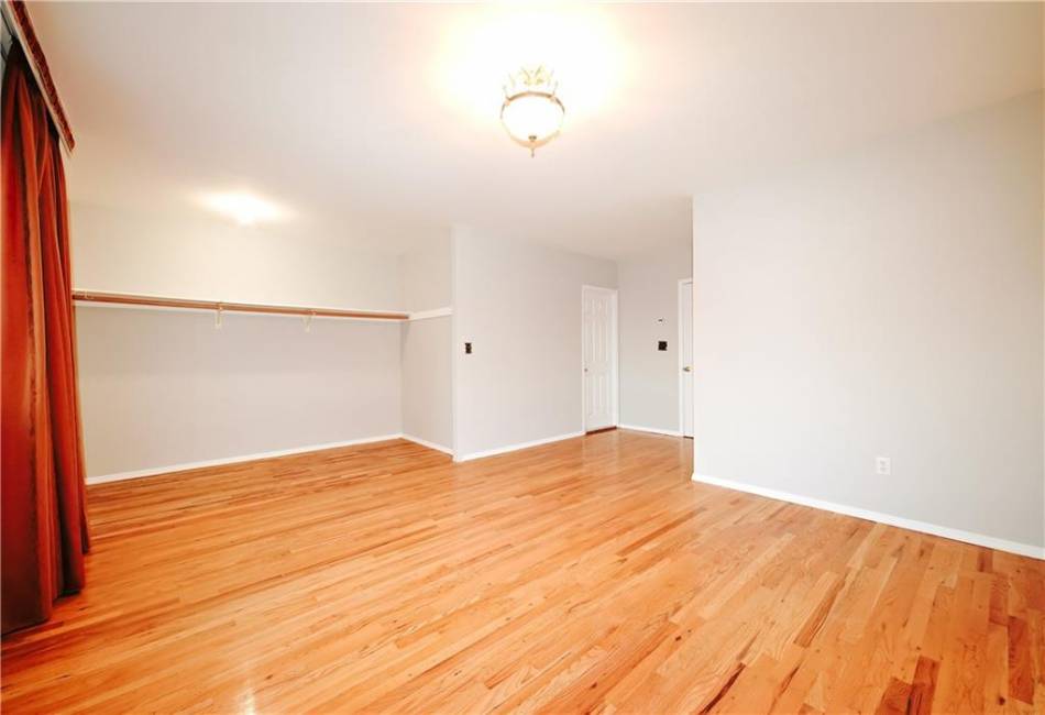1856 13th Street, Brooklyn, New York 11229, 1 Bedroom Bedrooms, ,2 BathroomsBathrooms,Residential,For Sale,13th,489810