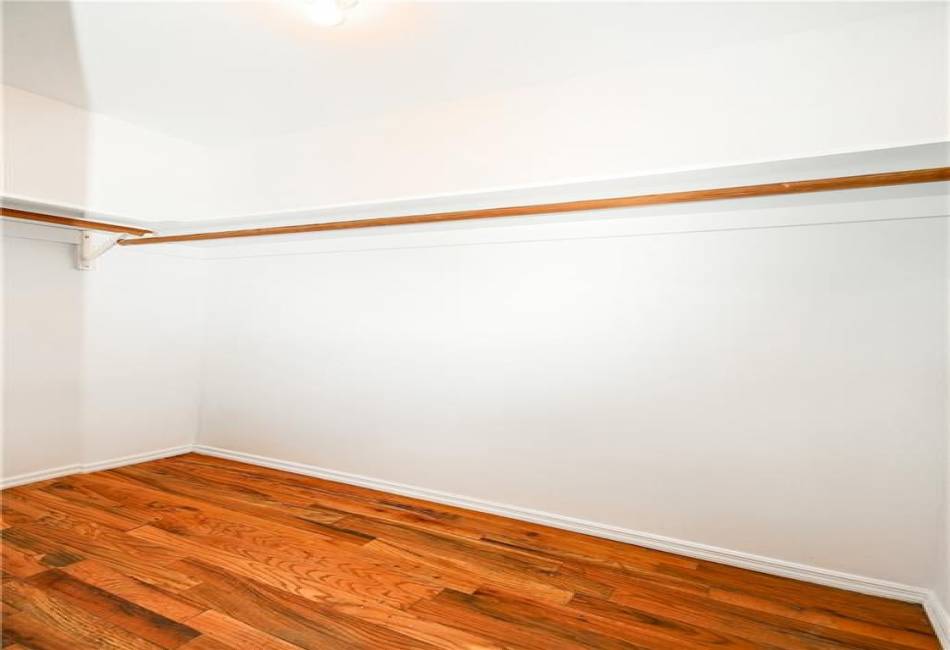 1856 13th Street, Brooklyn, New York 11229, 1 Bedroom Bedrooms, ,2 BathroomsBathrooms,Residential,For Sale,13th,489810