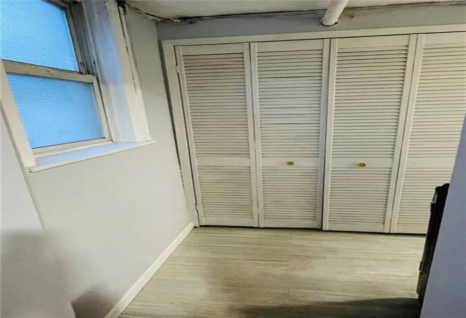 9 Corso Court, Brooklyn, New York 11223, 5 Bedrooms Bedrooms, ,3 BathroomsBathrooms,Residential,For Sale,Corso,489813