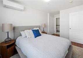 3031 Brighton 5th Street, Brooklyn, New York 11235, 2 Bedrooms Bedrooms, ,1.5 BathroomsBathrooms,Residential,For Sale,Brighton 5th,489816