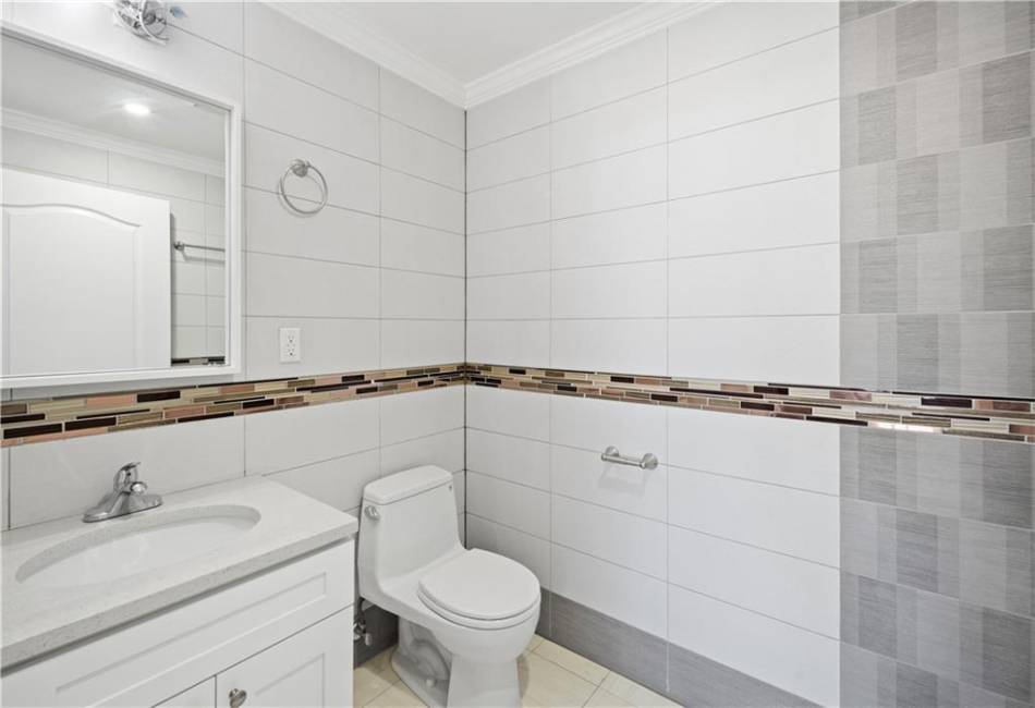 3031 Brighton 5th Street, Brooklyn, New York 11235, 2 Bedrooms Bedrooms, ,1.5 BathroomsBathrooms,Residential,For Sale,Brighton 5th,489816
