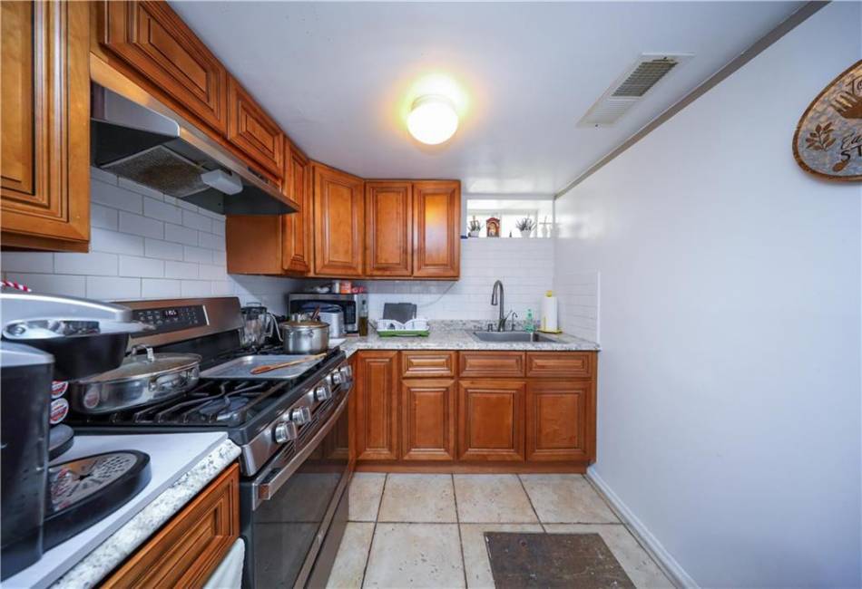 196 Quentin Road, Brooklyn, New York 11223, 8 Bedrooms Bedrooms, ,3 BathroomsBathrooms,Residential,For Sale,Quentin,489822