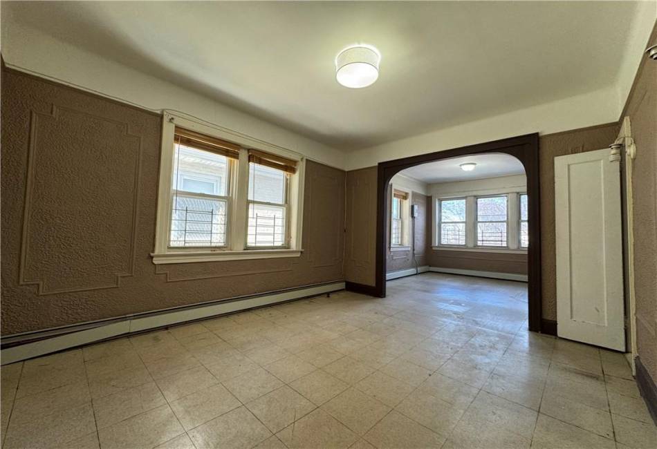 3338 Shore Parkway, Brooklyn, New York 11235, 8 Bedrooms Bedrooms, ,Residential,For Sale,Shore,489825