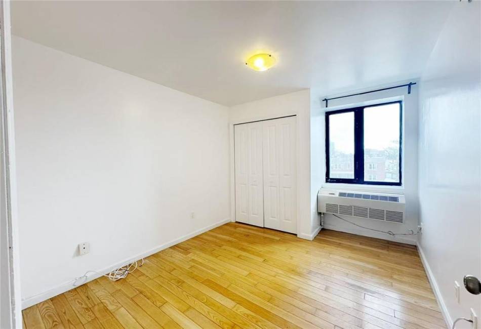 60-70 Woodhaven Boulevard, Queens, New York 11373, 3 Bedrooms Bedrooms, ,2 BathroomsBathrooms,Residential,For Sale,Woodhaven,489830