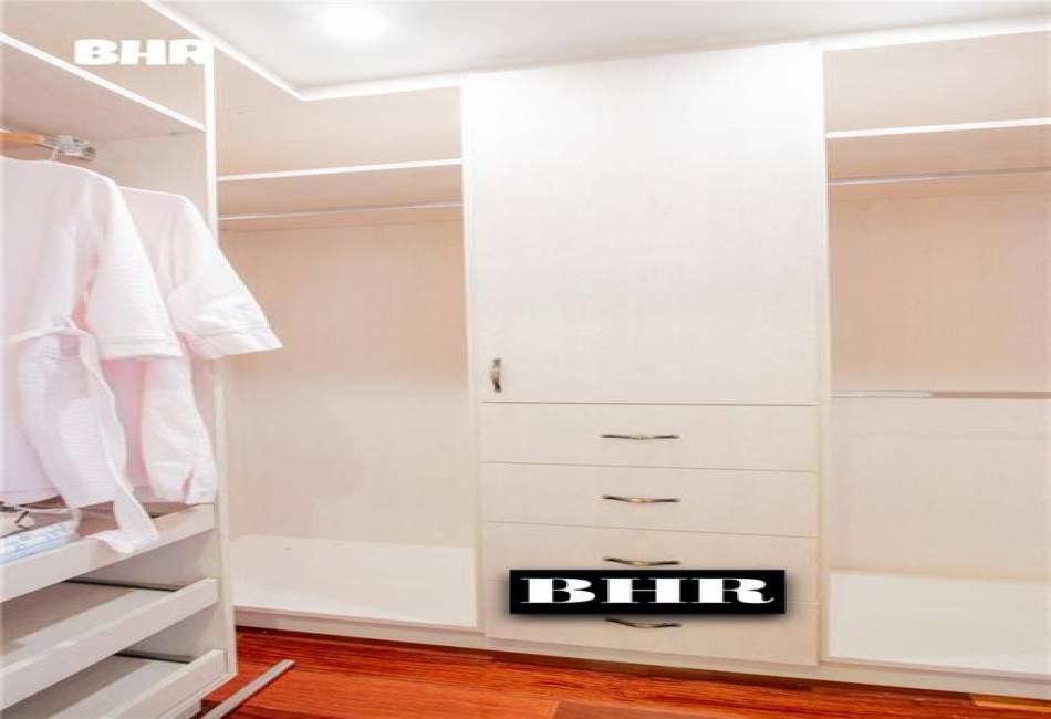 4094 Ocean Avenue, Brooklyn, New York 11235, 5 Bedrooms Bedrooms, ,5 BathroomsBathrooms,Residential,For Sale,Ocean,489724
