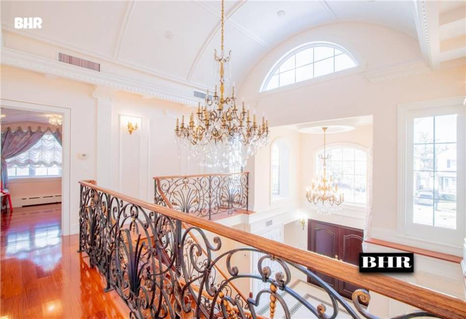 4094 Ocean Avenue, Brooklyn, New York 11235, 5 Bedrooms Bedrooms, ,5 BathroomsBathrooms,Residential,For Sale,Ocean,489724