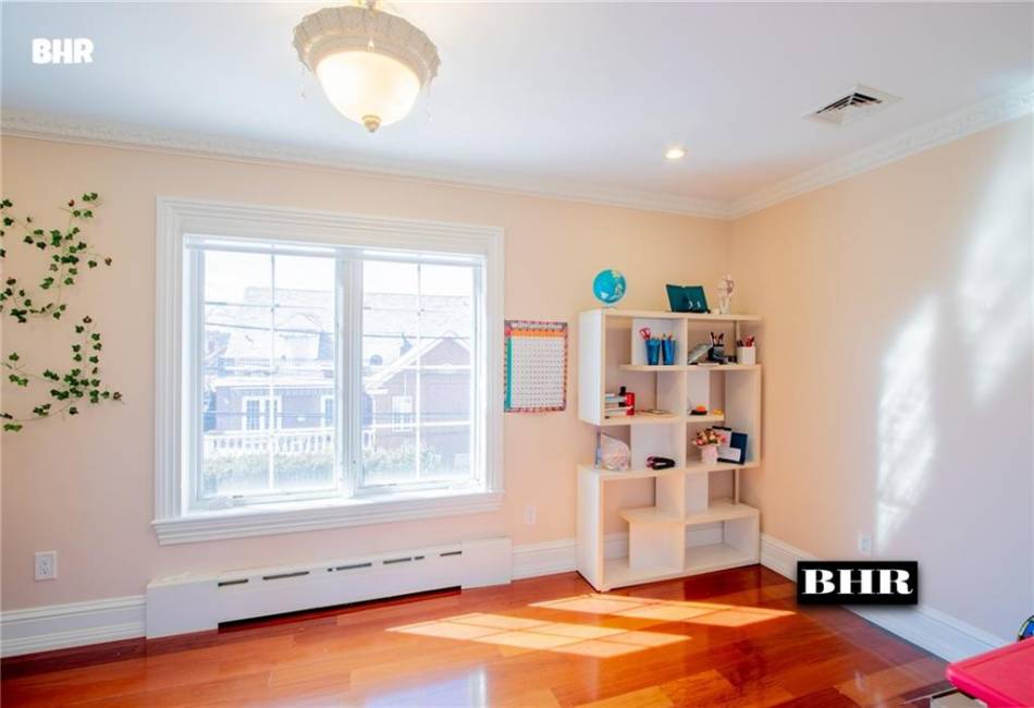 4094 Ocean Avenue, Brooklyn, New York 11235, 5 Bedrooms Bedrooms, ,5 BathroomsBathrooms,Residential,For Sale,Ocean,489724