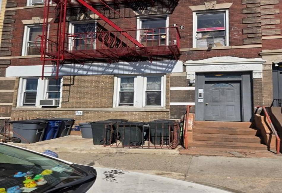 281 23rd Street, Brooklyn, New York 11215, 19 Bedrooms Bedrooms, ,12 BathroomsBathrooms,Residential,For Sale,23rd,489713