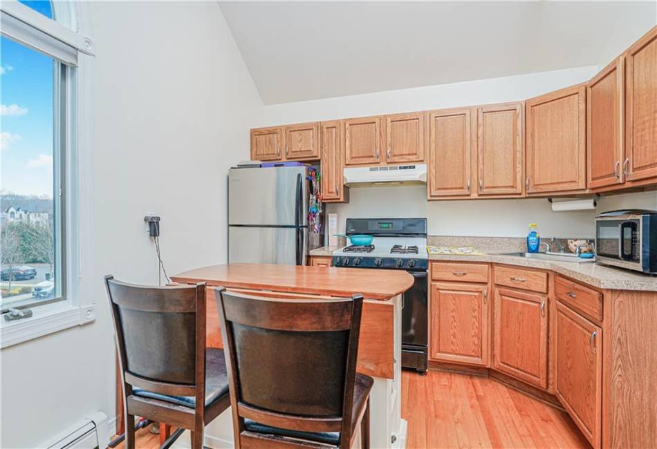 90 Giegerich Avenue, Staten Island, New York 10307, 5 Bedrooms Bedrooms, ,Residential,For Sale,Giegerich,489782