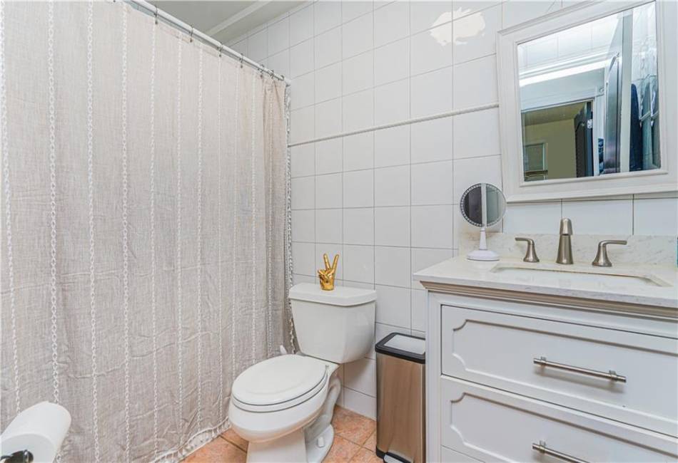 90 Giegerich Avenue, Staten Island, New York 10307, 5 Bedrooms Bedrooms, ,Residential,For Sale,Giegerich,489782