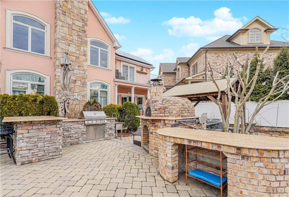 90 Giegerich Avenue, Staten Island, New York 10307, 5 Bedrooms Bedrooms, ,Residential,For Sale,Giegerich,489782