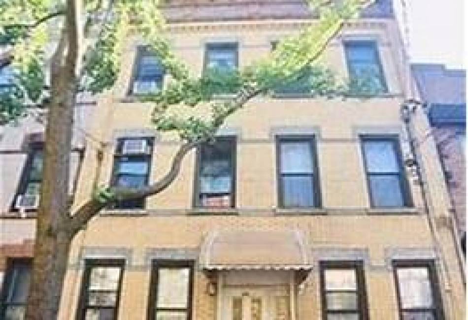 508 Onderdonk Avenue, Ridgewood, New York 11385, 12 Bedrooms Bedrooms, ,6 BathroomsBathrooms,Residential,For Sale,Onderdonk,489857