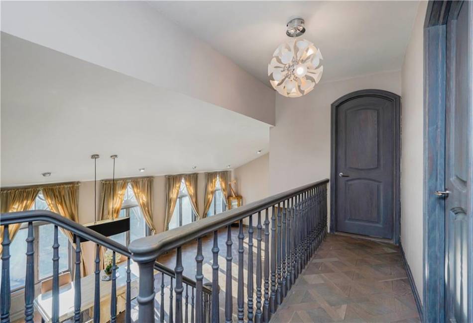 333 Mayfair Drive N, Brooklyn, New York 11234, 3 Bedrooms Bedrooms, ,2.5 BathroomsBathrooms,Residential,For Sale,Mayfair Drive N,489861