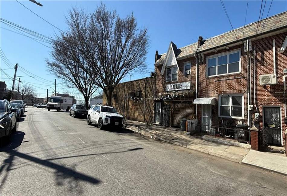 2268 7th Street, Brooklyn, New York 11223, ,Mixed Use,For Sale,7th,489896