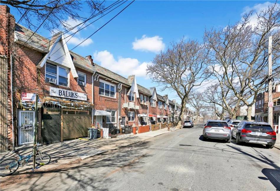 2268 7th Street, Brooklyn, New York 11223, ,Mixed Use,For Sale,7th,489896