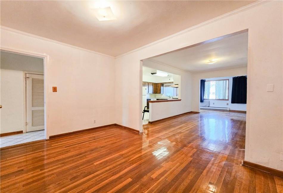 2540 11th Street, Brooklyn, New York 11235, 6 Bedrooms Bedrooms, ,Residential,For Sale,11th,489899
