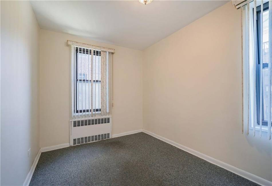 2271 Knapp Street, Brooklyn, New York 11229, 2 Bedrooms Bedrooms, ,1 BathroomBathrooms,Residential,For Sale,Knapp,487759