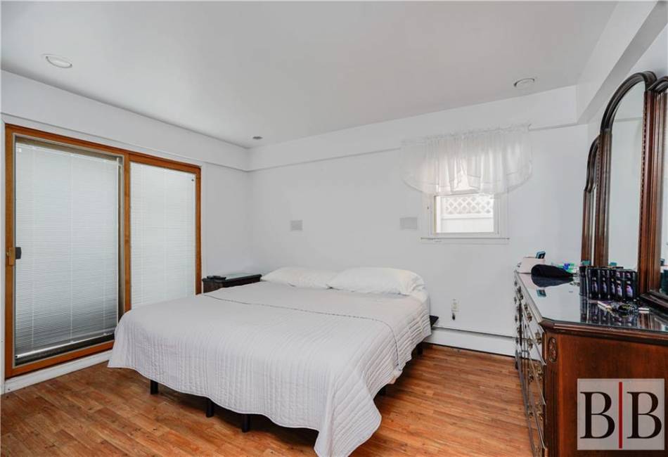 2394 National Drive, Brooklyn, New York 11234, 4 Bedrooms Bedrooms, ,4 BathroomsBathrooms,Residential,For Sale,National,489802