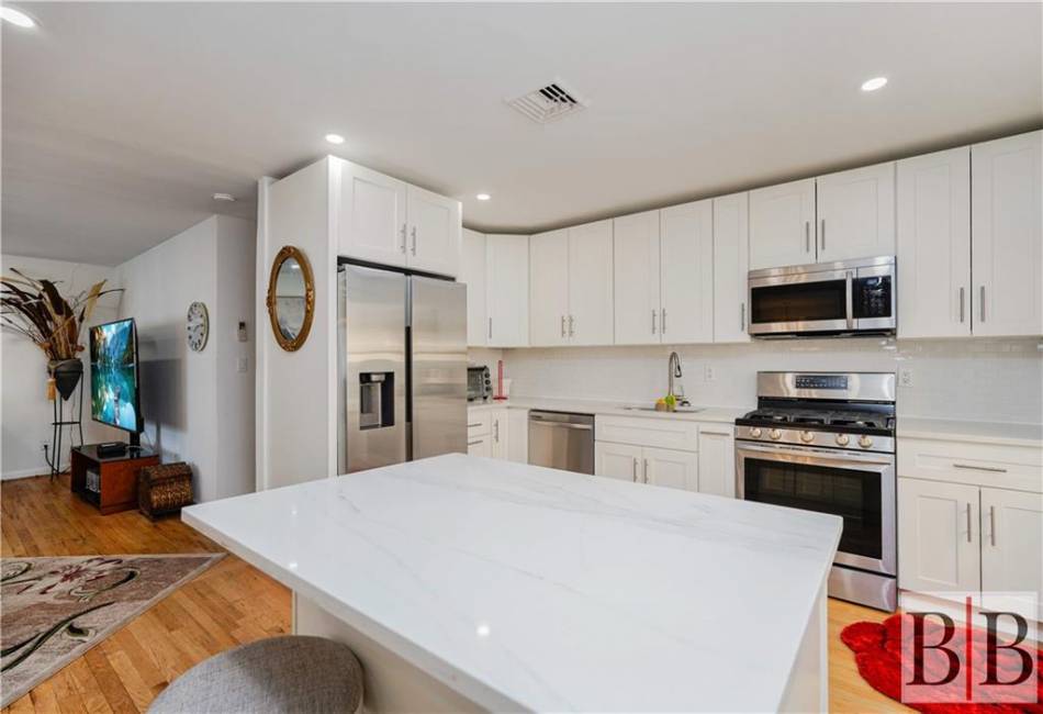 2394 National Drive, Brooklyn, New York 11234, 4 Bedrooms Bedrooms, ,4 BathroomsBathrooms,Residential,For Sale,National,489802