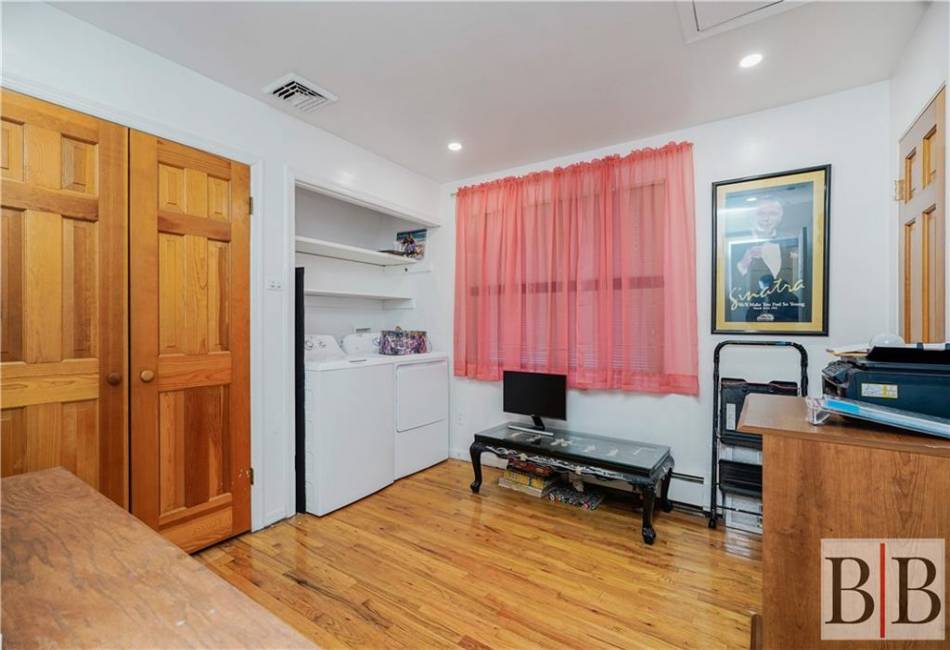 2394 National Drive, Brooklyn, New York 11234, 4 Bedrooms Bedrooms, ,4 BathroomsBathrooms,Residential,For Sale,National,489802