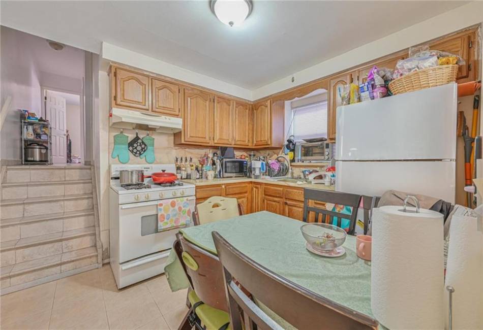 2212 81st Street, Brooklyn, New York 11214, 8 Bedrooms Bedrooms, ,5 BathroomsBathrooms,Residential,For Sale,81st,489840