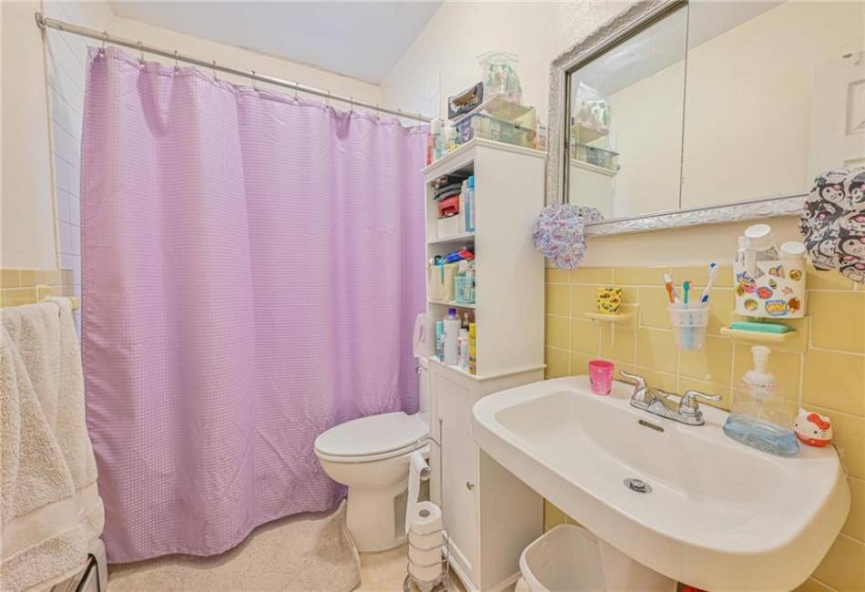 2212 81st Street, Brooklyn, New York 11214, 8 Bedrooms Bedrooms, ,5 BathroomsBathrooms,Residential,For Sale,81st,489840