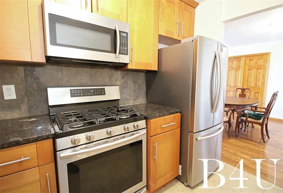 35 Seacoast Terrace, Brooklyn, New York 11235, 1 Bedroom Bedrooms, ,1 BathroomBathrooms,Residential,For Sale,Seacoast,489858