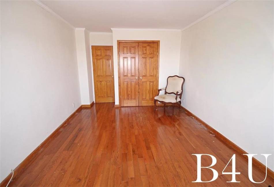 35 Seacoast Terrace, Brooklyn, New York 11235, 1 Bedroom Bedrooms, ,1 BathroomBathrooms,Residential,For Sale,Seacoast,489858